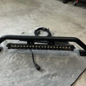 Bronco DV8 Bull bar with light bar