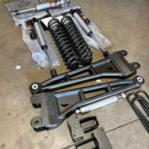 Ford super duty 2008-2023 New 4 inch lift 4 inch lift kit for Ford super duty 2008 to 2023 with radius, arms, fox shocks all hardware and components all new. Adjustable track bar new Readylift for 2017-2023