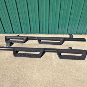 2023 Bronco Badlands OEM rock rails and steps